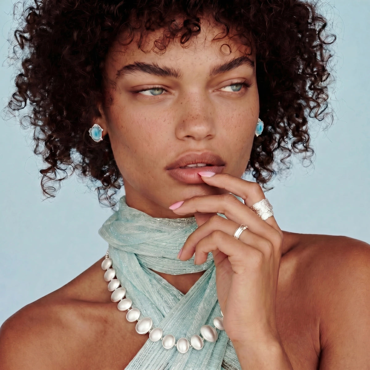 Collier Arc de Perles Lunaires